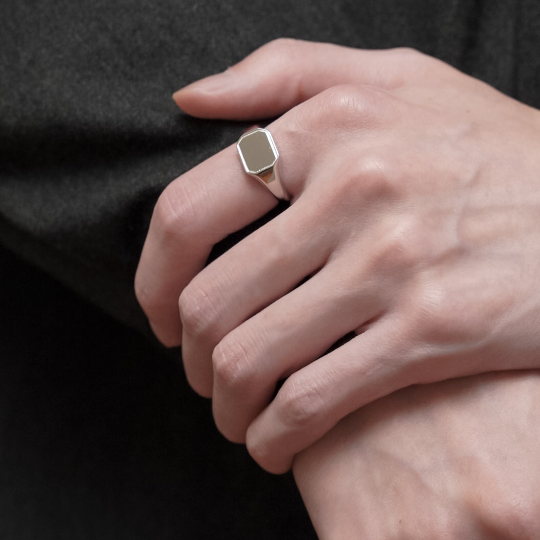 Square Signet Ring【Silver925】.