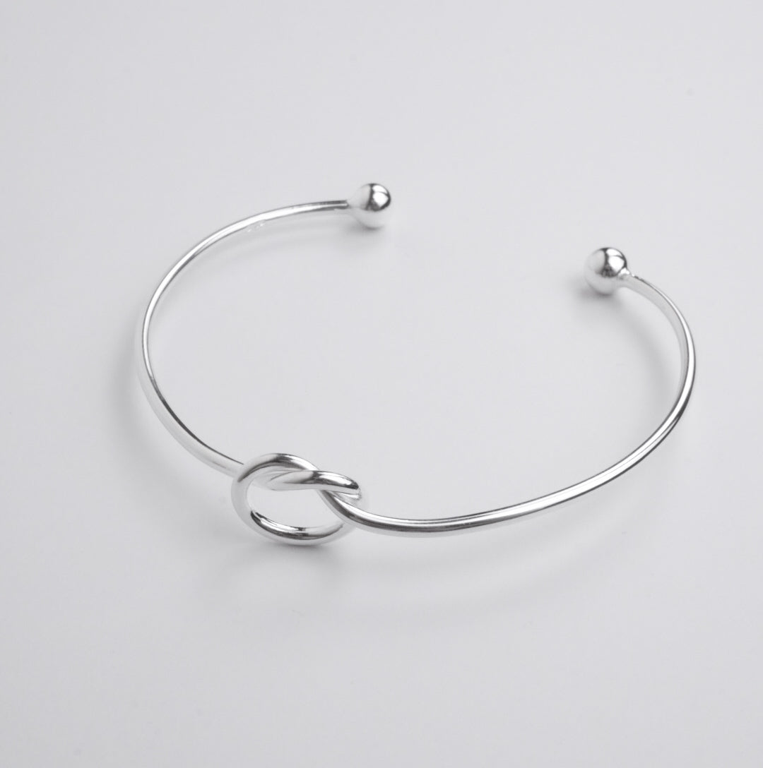 Knot Bangle 【Silver925】.