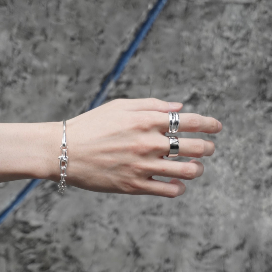 Half Chain Bracelet 【Silver925】 – FLÜGEL Half Chain Bracelet 【Silver925】 – FLÜGEL
